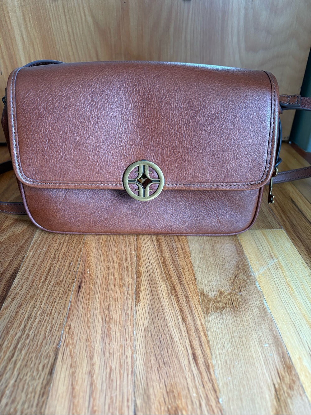 Fossil Brown Leather Crossbody Bag with Brass Accent